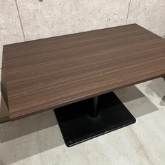 【取引き相手決まりました】テーブルの画像