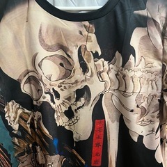 和柄がしゃら髑髏コットンTシャツ裏も同じ図柄プリント！新品同様！一度袖を通しただけで着て外出無し！size Ｌ詳しくは説明欄から…の画像