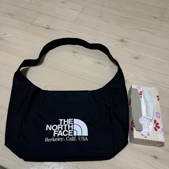 THE NORTH FACE ショルダーバッグの画像