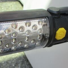 ☆ワークライト 28LED フック、マグネットスタンド付◆両手が使える便利ライトの画像