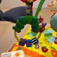 はらぺこあおむし　ベビージム　アクティビティ　プレイマット　プレイジムの画像
