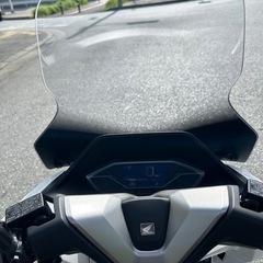 新型pcx 純正ロングスクリーンの画像
