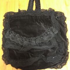 バッグ　黒フリル　小の画像