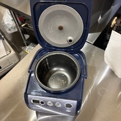 ZOJIRUSHI 象印　炊飯器の画像