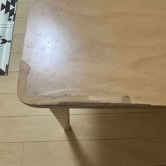 ダイニングテーブルの画像
