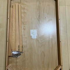 ダイニングテーブルの画像