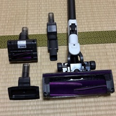 レンタル 
Shark シャーク 掃除機 スティック コードレス EVOPOWER SYSTEM NEOII LC400JWHの画像