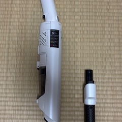 レンタル 
Shark シャーク 掃除機 スティック コードレス EVOPOWER SYSTEM NEOII LC400JWHの画像