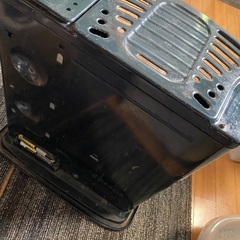 灯油式ストーブの画像