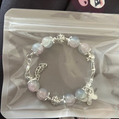 女性引渡し限定ガラス製ブレスレットの画像