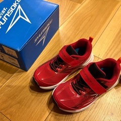 新品 タグ付き 箱付き　子供靴 瞬足 17.0cmの画像
