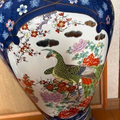 飾り壺の画像