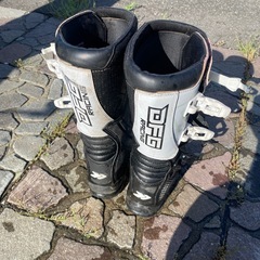 オフロードブーツの画像