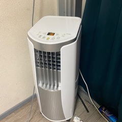 ポータブルエアコン Toyotomi TAD-2223 の画像