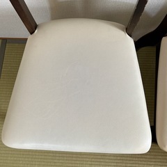 ダイニングチェアー2脚の画像