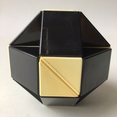 スネークキューブ ＊昭和当時物!! ＊レトロインテリア＊脳トレ＊知育パズルの画像