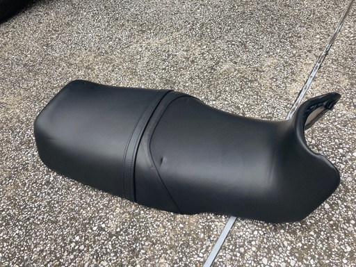 カタナ250 シート