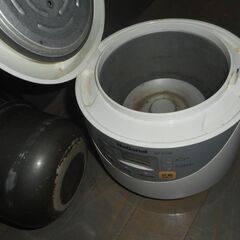 炊飯器３合 Nationalの画像