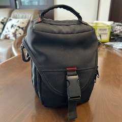 Panasonic SDR-S200 3CCD ビデオカメラ キャリーバック付きの画像