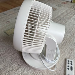 MYCARBON 円形サーキュレーター リモコン付きの画像