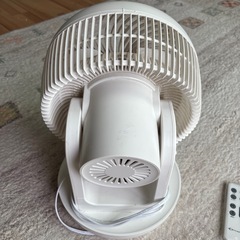 MYCARBON 円形サーキュレーター リモコン付きの画像