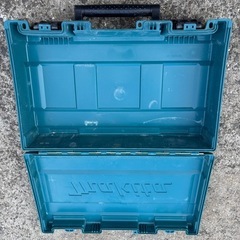 マキタ　充電式タッカ　収納箱の画像