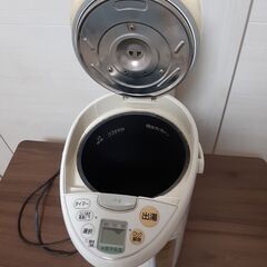 (家具)　保温、炊き上げポット、マイコン沸騰ジャーポット、 電気ポットの画像