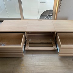 テレビ台の画像