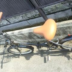 20インチ折り畳み自転車（黒.紺）シマノ6段ギア.前カゴ付き.前後パンク無し.シート破れ無しキレイ！すぐに乗れます！ガレージ整理品の画像