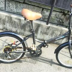 20インチ折り畳み自転車（黒.紺）シマノ6段ギア.前カゴ付き.前後パンク無し.シート破れ無しキレイ！すぐに乗れます！ガレージ整理品の画像