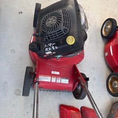 草刈機　不動車2台　ジャンク　　　の画像