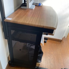 お譲りします　パソコンラックと椅子の画像