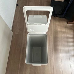 IKEA ゴミ箱の画像