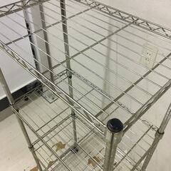  24980  キャスター付き4段スチールラック    ◆大阪市内・東大阪市他 6,000円以上ご購入で無料配達いたします！◆ ※高槻・枚方方面◆西宮・尼崎方面◆生駒方面　それぞれ条件付き無料配送あり！            の画像