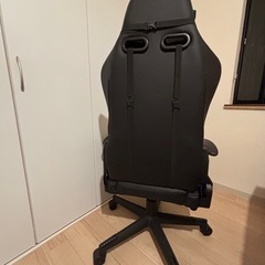 【GTRacing】ゲーミングチェア 収納式フットレスト付き♪の画像