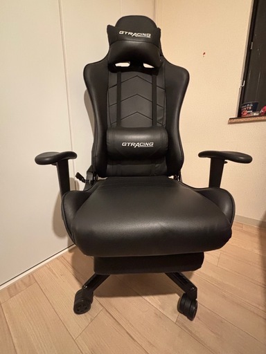 【GTRacing】ゲーミングチェア 収納式フットレスト付き♪