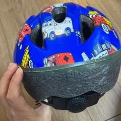 幼児用ヘルメットの画像