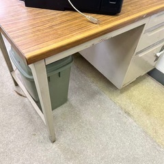 机の画像