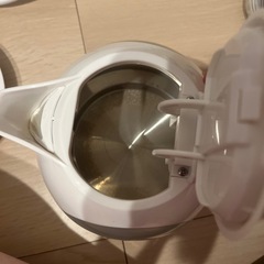 電気ケトルの画像