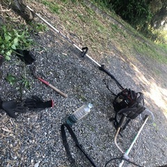 草刈り、草抜きなど