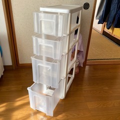 ストッカーの画像