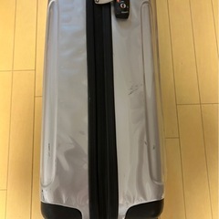 スーツケースの画像