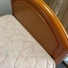 木製シングルベッド　収納付きの画像