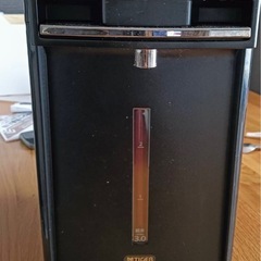 タイガー魔法瓶(TIGER) 電気ポット 蒸気レス 節電VE保温 7つの安心・安全構造 お湯計量機能付き とく子さん 3.0L ブラックPIM-G300Kの画像