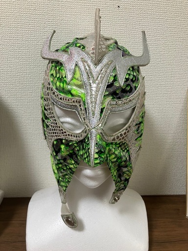 ウルティモドラゴンプライベートマスク　本人着用