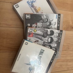 PS3 本体　ソフト4本の画像