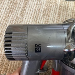ダイソン Dyson ハンディ型 DC61 モーターヘッド　サイクロン掃除機の画像