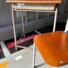 机の椅子セットの画像