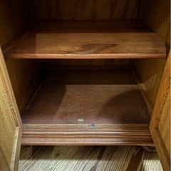海外アンティーク家具　椅子とテーブルの画像