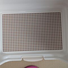 【犬用壁付トイレ】リッチェル お掃除簡単ステップ壁付トイレ アイボリー レギュラーの画像
